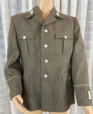 Veste d'uniforme des forces