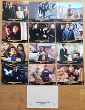 MONDE NE SOUFFIT PAS 007 JAMES