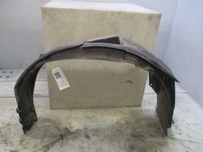 Pare-boue aile avant droite