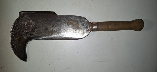 Belle serpe double taillant - serpe, a