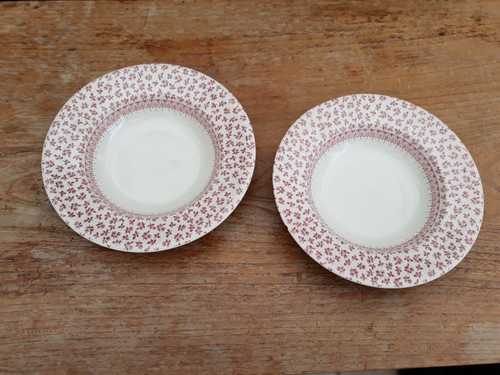 Lot assiettes creuses - assiettes,