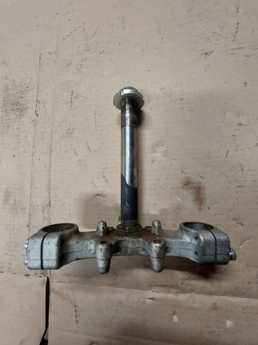 Té fourche inférieur - fourche,