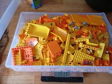 1.4 KG/ KILOS DE LEGO EN VRAC jAUNE et variation ORANGE D’HIER ET D’AUJOURD’HUI