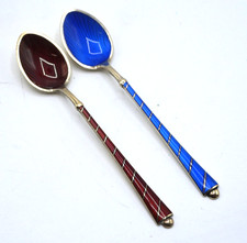 DEUX CUILLERES A MOKA EN