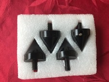 Pointes de découplage M8 acier (Set de 4 pièces)