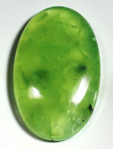 Pierre précieuse cabochon