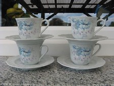 4 tasses CAFE / soucoupes