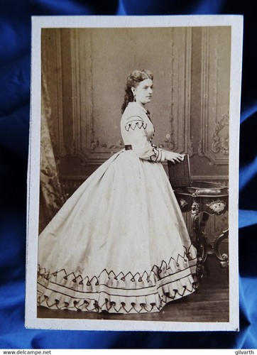 Photo cdv anonyme jeune femme - photo,