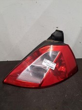 Feu arriere principal droit