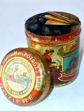 ANCIENNE BOITE PUB TÔLE