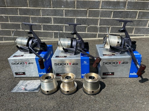 Daiwa tournament 5000t - 3, reels