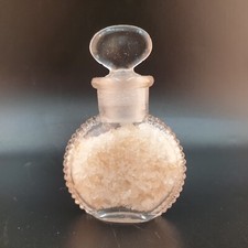 Beau petit flacon à sels en