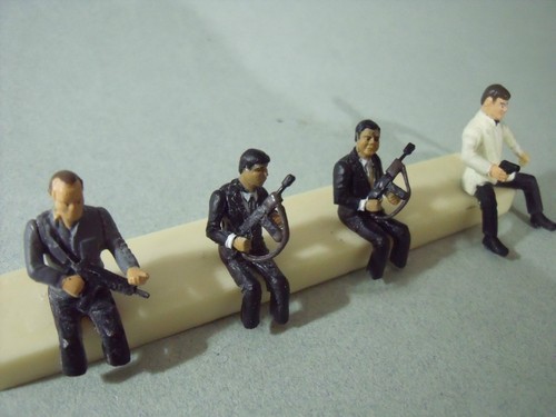 Figurines 43 passagers - , 1/43