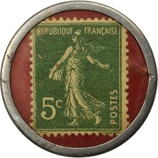 Monnaie, France, Crédit