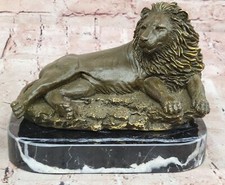 Sculpture En Bronze De Lion
