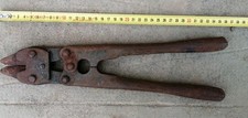 E2- Pince coupe fil barbelé