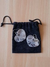 Boucle d'oreille Guess forme coeur avec poinçon authentique