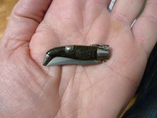 Mini Navaja:  Ancien petit couteau miniature pliant. Signé Albacete