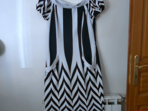 Magnifique robe neuve - magnifique,