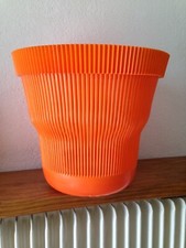 corbeille à papier / poubelle  / cache pot plastique Lotusouple, vintage an 70 2