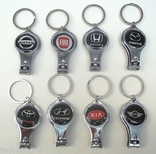 porte clé, coupe ongles et