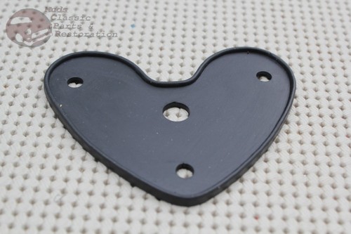 Rubber tail light bracket - rubber, pad