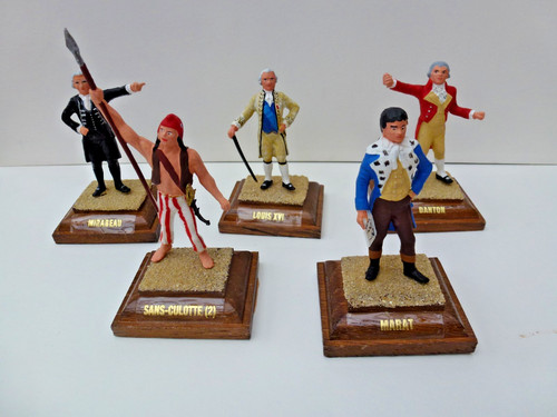 Lot personnages revolution - 5,