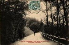 CPA PARIS 12e Bois de Vincennes. Route des Barrieres, F. Fleury (573455)