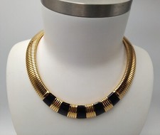 Joli collier ras du cou signé MONET  vintage  Necklace by MONET