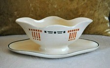 ANCIENNE ET TRES JOLIE