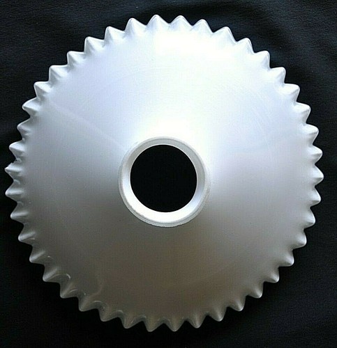 Suspension opaline blanche - en,