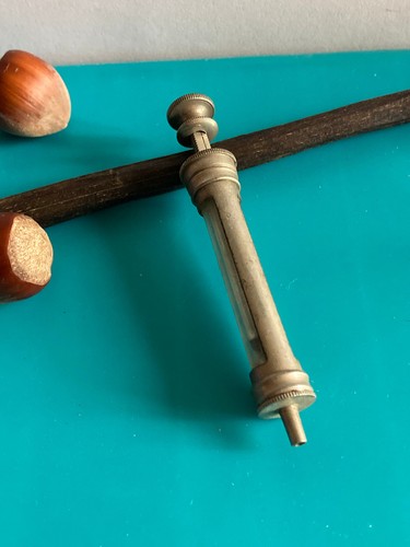 Anciens outils vieux - outils, métiers