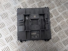 Boitier Fusible - VOLKSWAGEN