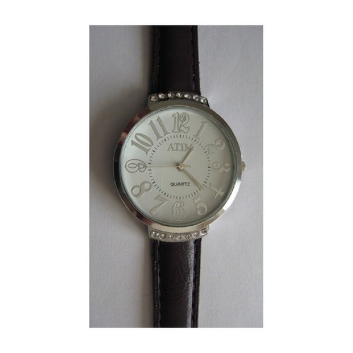 Montre fantaisie avec strass