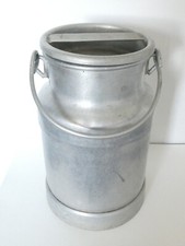 POT A  LAIT  5 litres  ancien