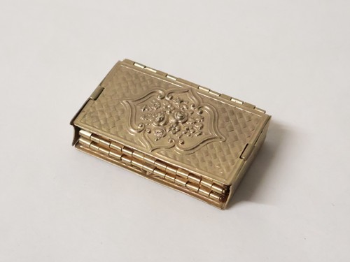Ancien très rare etui couture - ancien,
