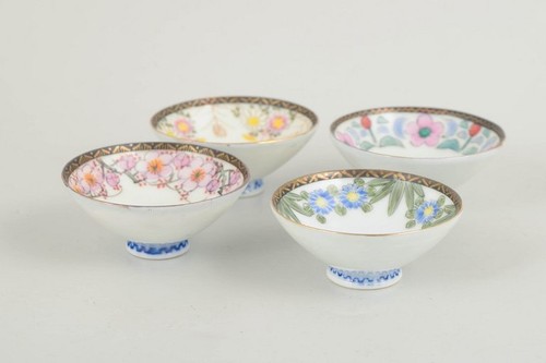 Chine quatre petits bols - quatre,