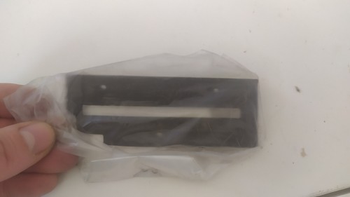 Joint droit tête de - de,