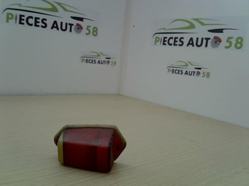 Feu arriere principal gauche