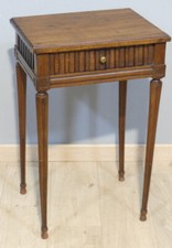 Petite Table Volante De Salon