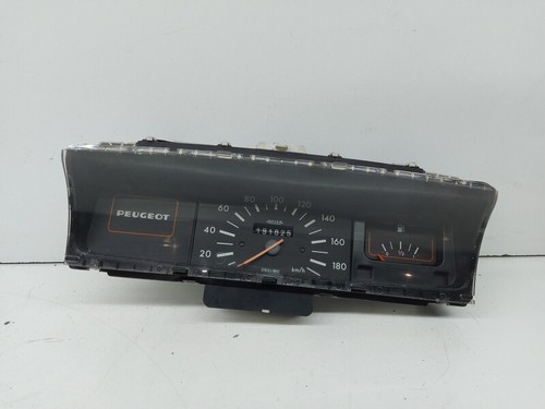 8595202 tableau bord - 8595202, de