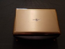 Boîte cigarettes musicale