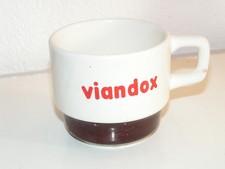 1 tasse publicitaire "Viandox"