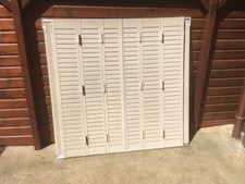 persiennes volets bois avec