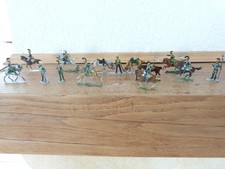 anciens soldats plats étain