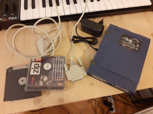 Iomega scsi zip drive 100 - iomega,