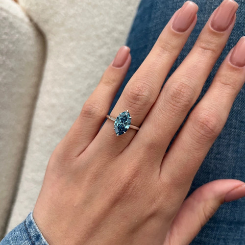 Bague diamant taille marquise
