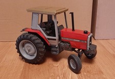 tracteur MASSEY FERGUSSON 1/16