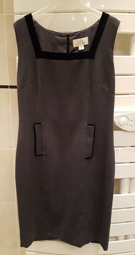 Robe grise noire - et, marque