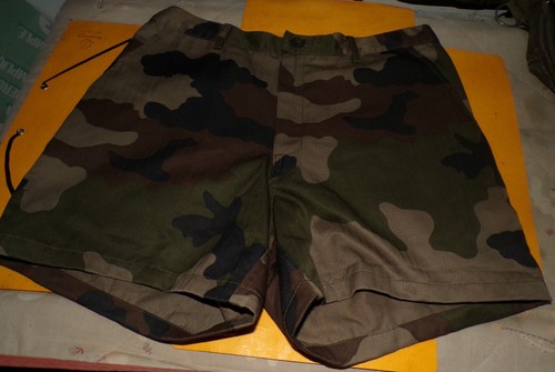 Short camoufle type combat - camoufle, de